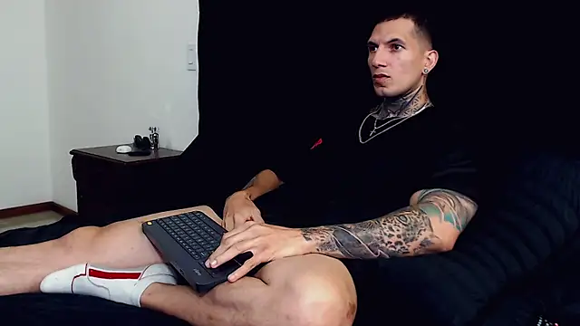 Shane Clay online show from October 7, 2:36 pm