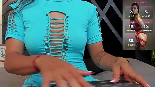 zoe martins  online show from October 30, 5:24 pm