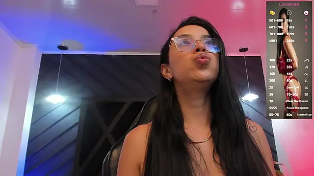 zoe martins  online show from January 14, 5:29 pm