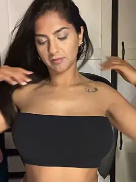 chicachocolate01 online show from September 20, 11:17 pm