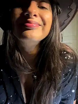 chicachocolate01 online show from October 30, 7:03 pm