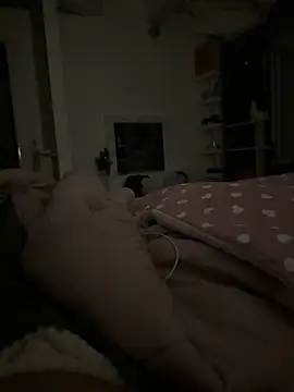 Carloeugenio6 online show from October 5, 12:20 am