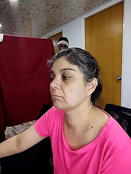 queemking online show from January 14, 11:31 pm