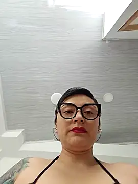 Snapshot of Daniela_Leonn chatting on October 15, 7:25 pm Daniela Leonn online show from October 15, 7:25 pm