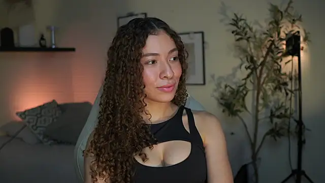 isabella-garcia- online show from July 22, 11:51 pm