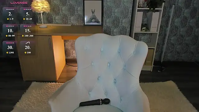 Snapshot of Jessica_Henry chatting on July 28, 3:21 pm Jessica Henry online show from July 28, 3:21 pm