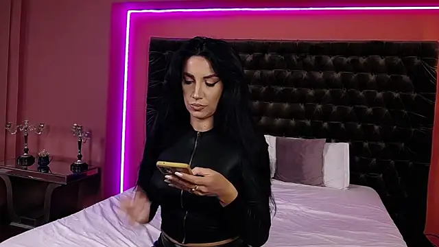 StephanyMillan online show from September 21, 5:20 am