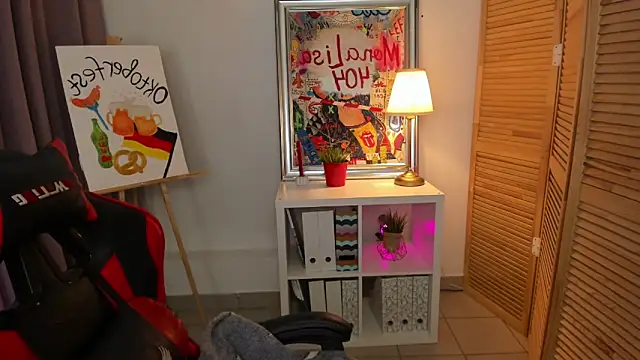 ayakskalermonss online show from October 5, 2:15 pm