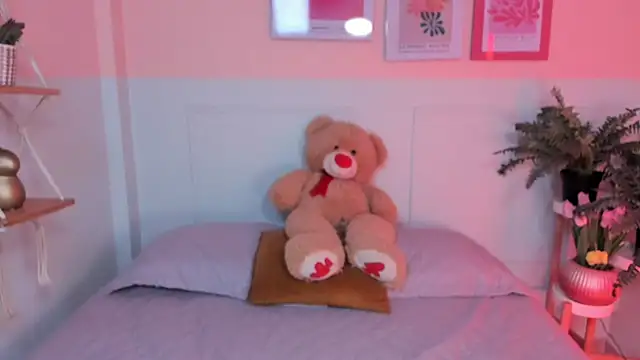 Camila Rivers online show from April 9, 4:12 am