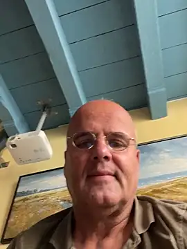 Snapshot of Renebisex chatting on September 25, 10:19 am Renebisex online show from September 25, 10:19 am