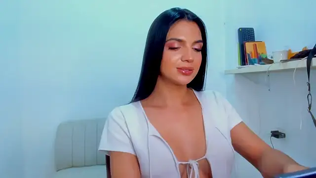 ISA BELLA VZL online show from April 4, 4:59 pm