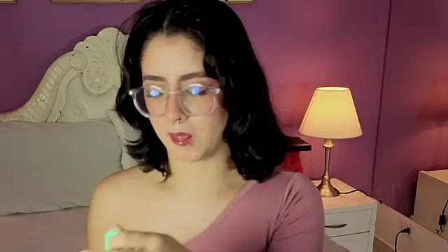 LiLLiAnderson online show from November 10, 11:42 am