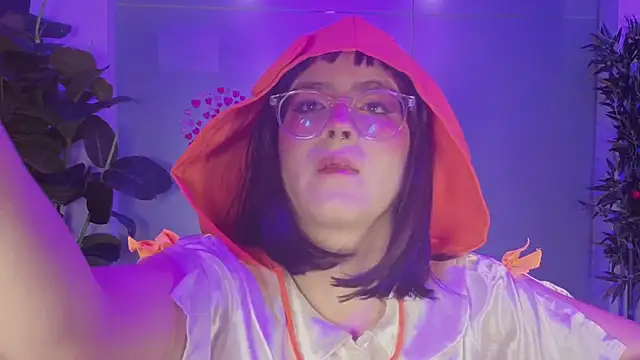 LiLLiAnderson online show from March 14, 12:10 pm