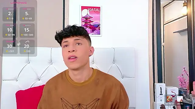 Axel  Evans online show from March 19, 2:43 pm