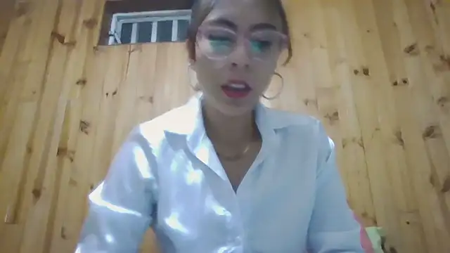 Roselingalvis13 online show from September 29, 2:38 am