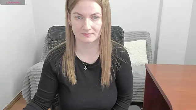 Alisha Skyes online show from March 29, 8:20 pm