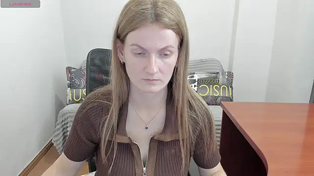 Alisha Skyes online show from July 10, 3:58 pm
