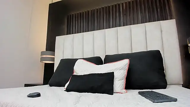 Snapshot of Matilda_Liz chatting on November 1, 12:29 pm Matilda Liz online show from November 1, 12:29 pm