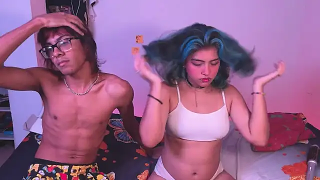 Snapshot of Andrewpetrikov_ chatting on September 18, 1:40 am Andrewpetrikov online show from September 18, 1:40 am