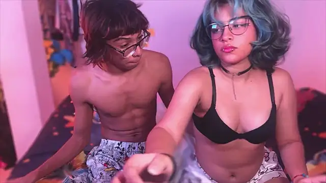 Snapshot of Andrewpetrikov_ chatting on September 26, 2:32 pm Andrewpetrikov online show from September 26, 2:32 pm