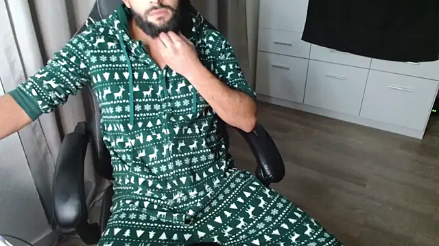 Milo9210 online show from October 16, 8:10 pm