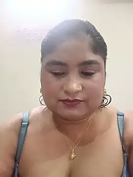 hornyriyanka online show from July 13, 2:25 am