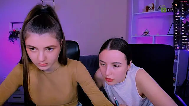 lissa night online show from November 18, 3:05 pm