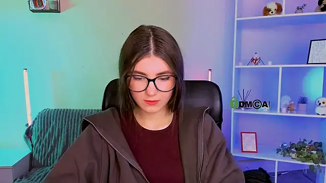 lissa night online show from December 3, 9:51 am