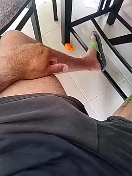 Snapshot of ricolinoSabrso92 chatting on March 14, 3:28 pm ricolinoSabrso92 online show from March 14, 3:28 pm