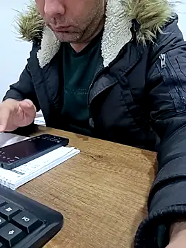 Yaman 33 online show from April 2, 11:30 am