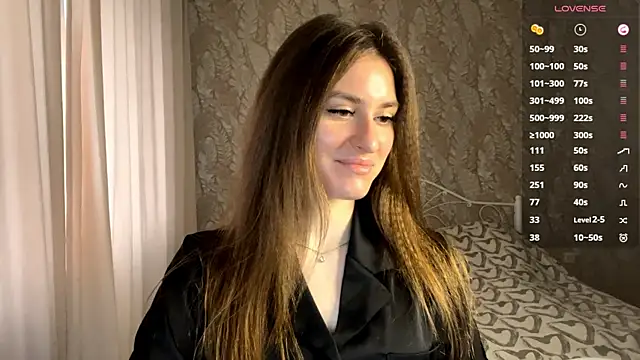 miainheat online show from December 5, 9:29 am