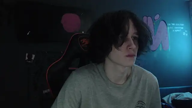 min1pekka online show from November 27, 1:18 am