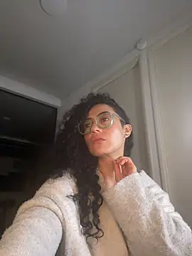 Snapshot of Koral369 chatting on August 4, 1:42 am Koral369 online show from August 4, 1:42 am