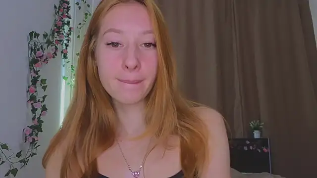 Candy Flosse online show from October 8, 8:12 am