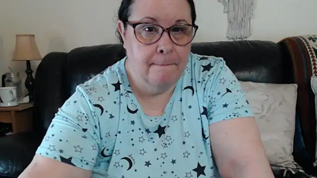 Snapshot of Juicy_Julie469 chatting on April 22, 2:51 pm Juicy Julie469 online show from April 22, 2:51 pm