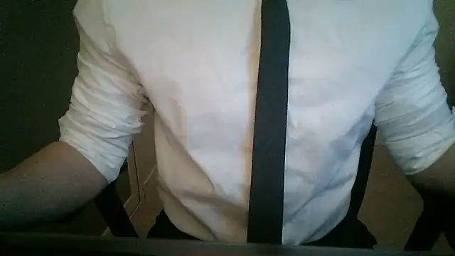 111owo111 online show from April 14, 1:17 pm