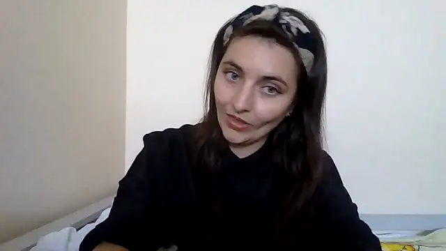 DInaraXRose online show from September 26, 11:47 am