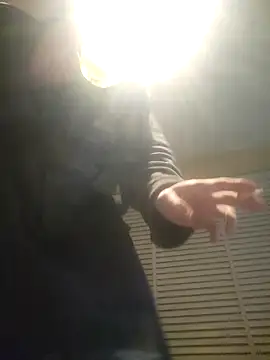 piercingpik online show from March 8, 2:04 am