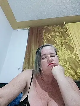 Miss-tetas online show from October 27, 4:27 am