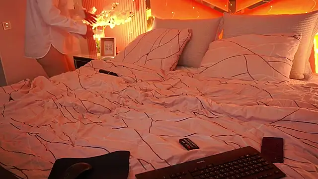 SofieBloom online show from January 15, 12:37 am