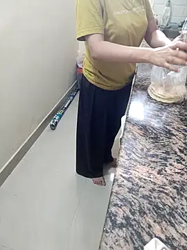 Pihu Chopra online show from October 31, 3:51 am