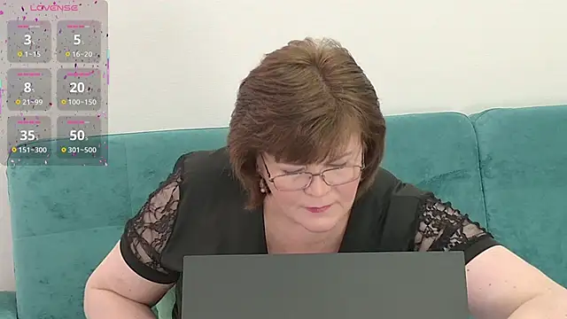 Sandra Sunrise online show from October 3, 8:33 am