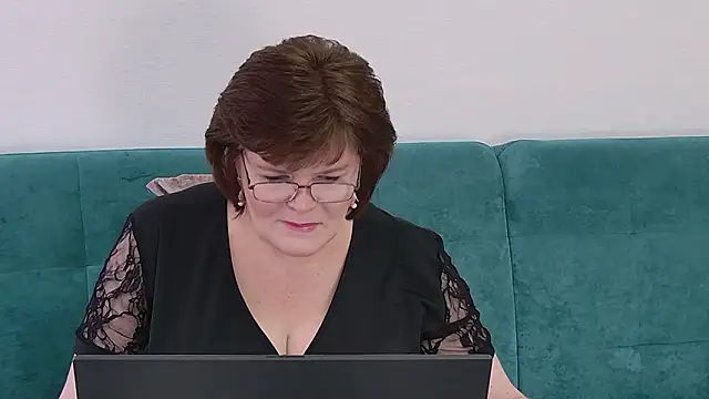 Snapshot of Sandra_Sunrise chatting on February 18, 11:50 am Sandra Sunrise online show from February 18, 11:50 am