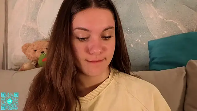 Snapshot of chloemilka chatting on July 20, 5:37 pm chloemilka online show from July 20, 5:37 pm