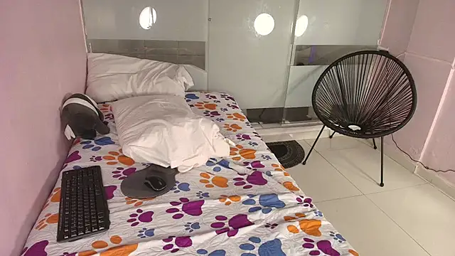 biancaa 18 online show from November 12, 7:35 pm