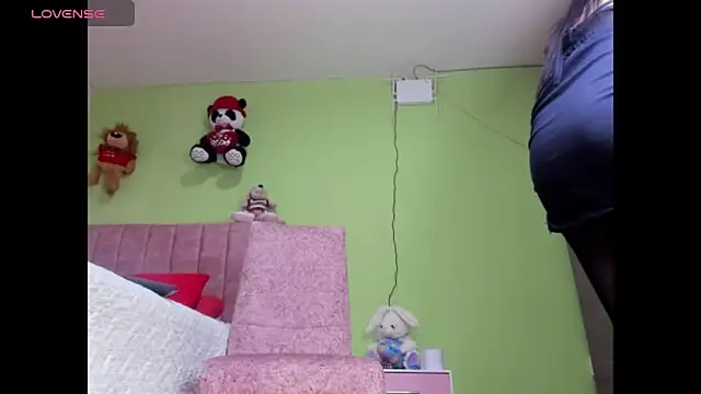 hot Dariana pantyhose online show from October 11, 10:36 am