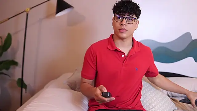 Ethan occonor online show from October 6, 12:13 pm