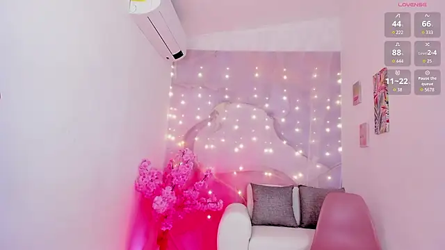 Maariangel online show from March 24, 2:22 pm