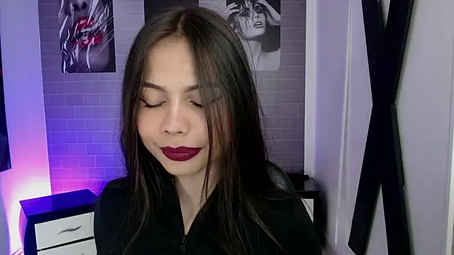 aleesha cameron02 online show from March 4, 7:09 pm