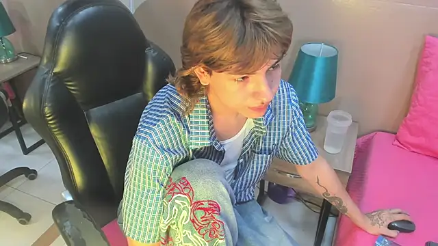 Enrrixxx  online show from March 27, 12:16 am